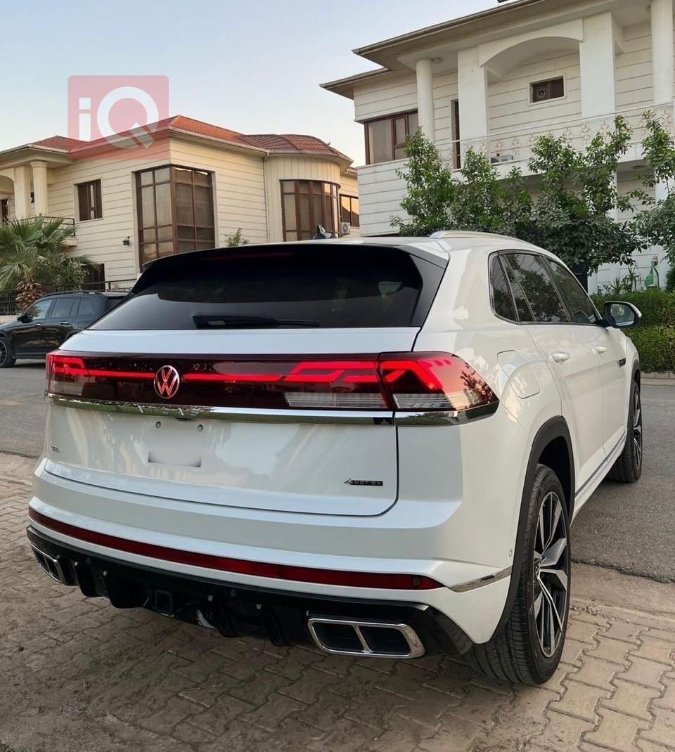 فولكسفاغن أطلس كروس سبورت